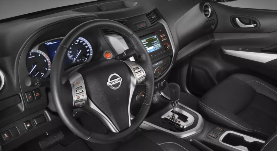 2019 Nissan Frontier Interior
