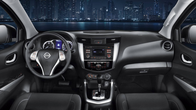 2019 Nissan Navara Interior