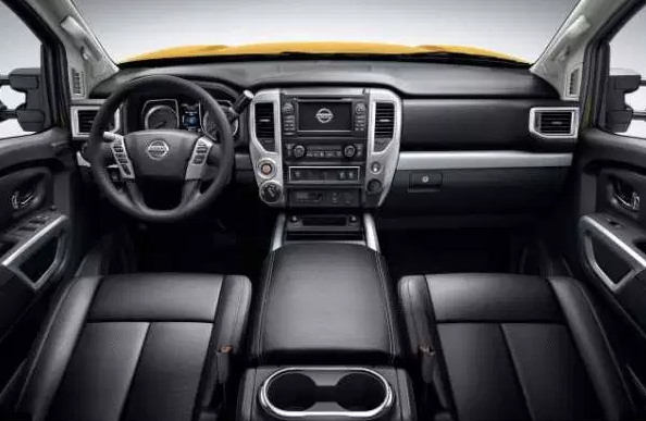 2020 Nissan Frontier Diesel Interior