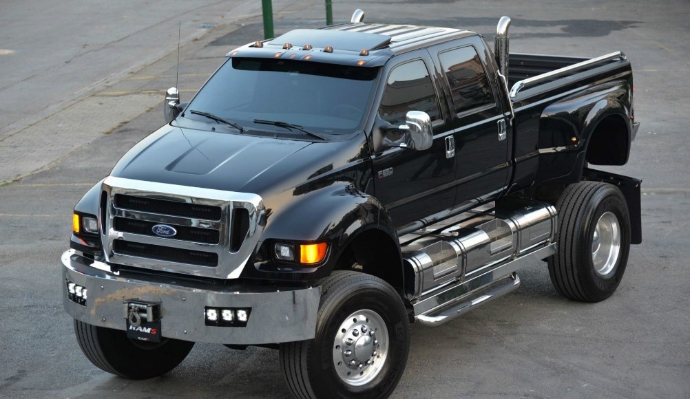2019 ford f650 excursion