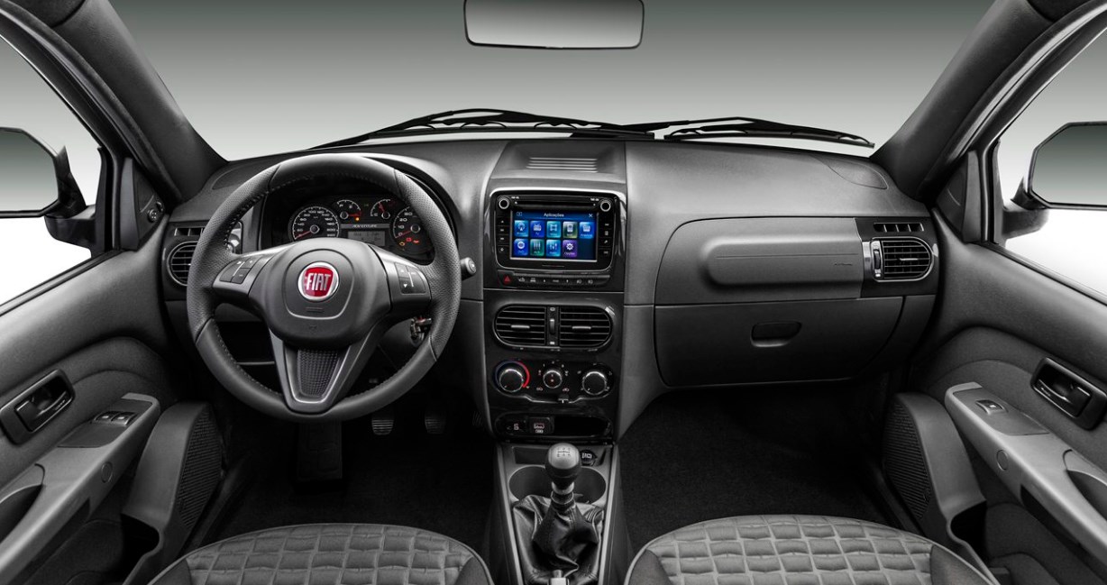 2020 Fiat Strada Interior