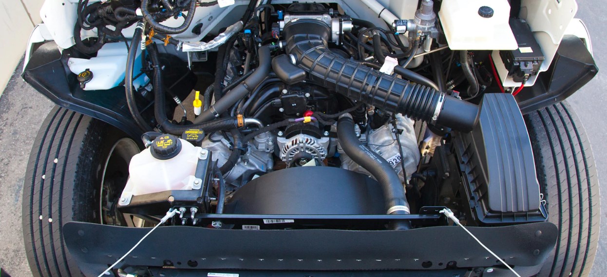 2021 Ford F-650 Engine