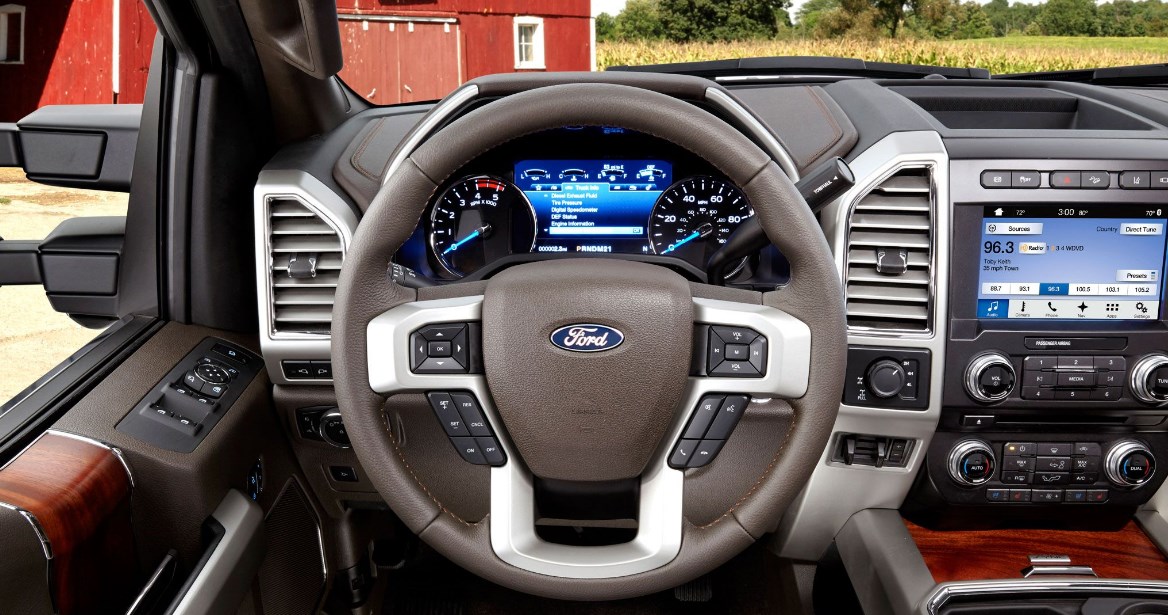 2020 Ford F-550 Interior