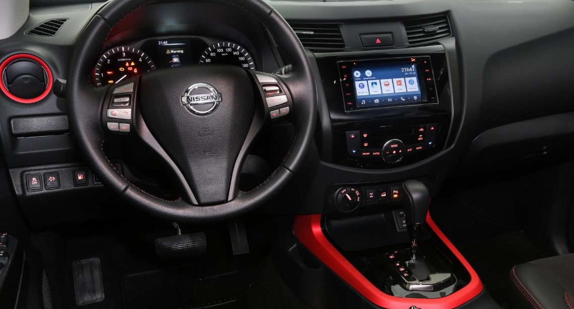 2020 Nissan Frontier Interior