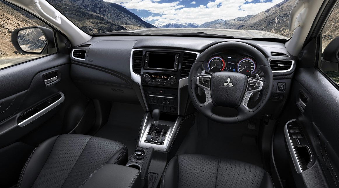 2021 Mitsubishi L200 Interior