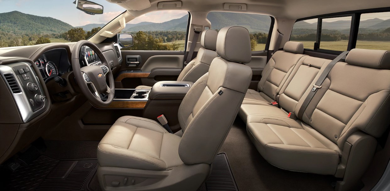 2021 Chevrolet Avalanche Interior