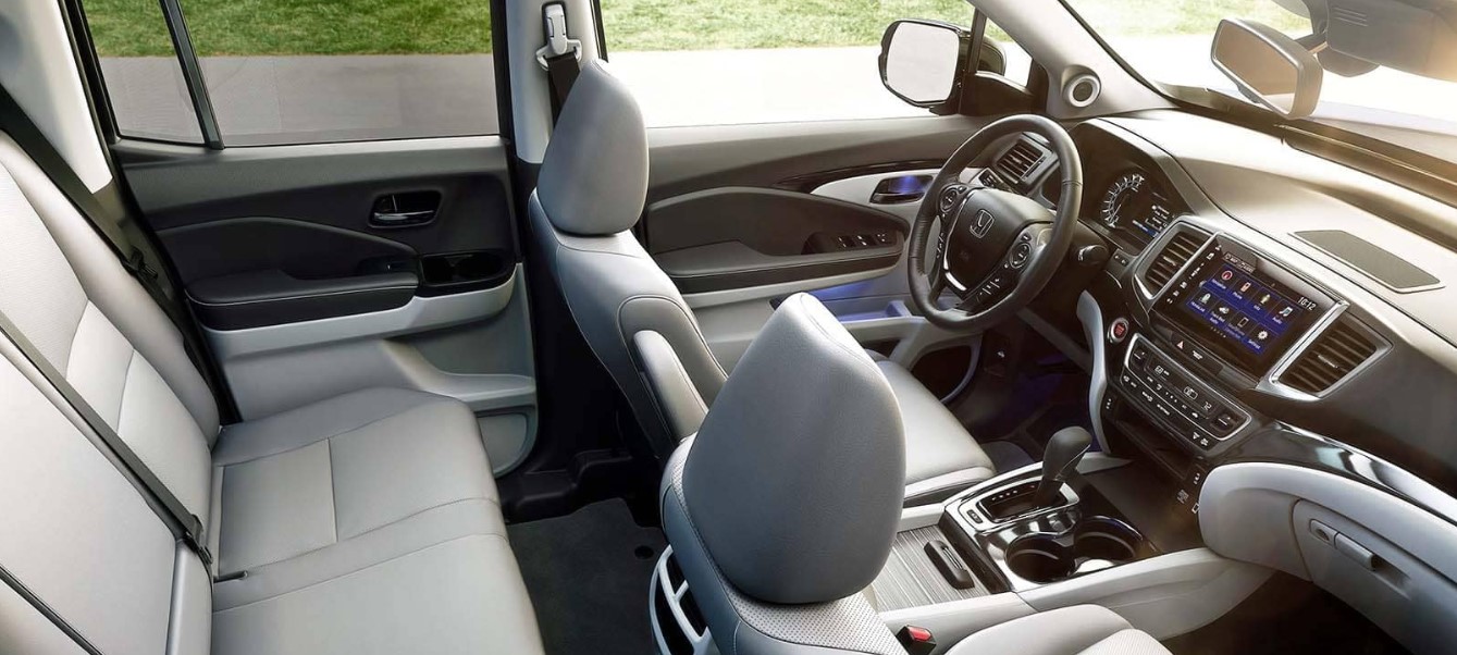 2020 Honda Ridgeline Hybrid Interior
