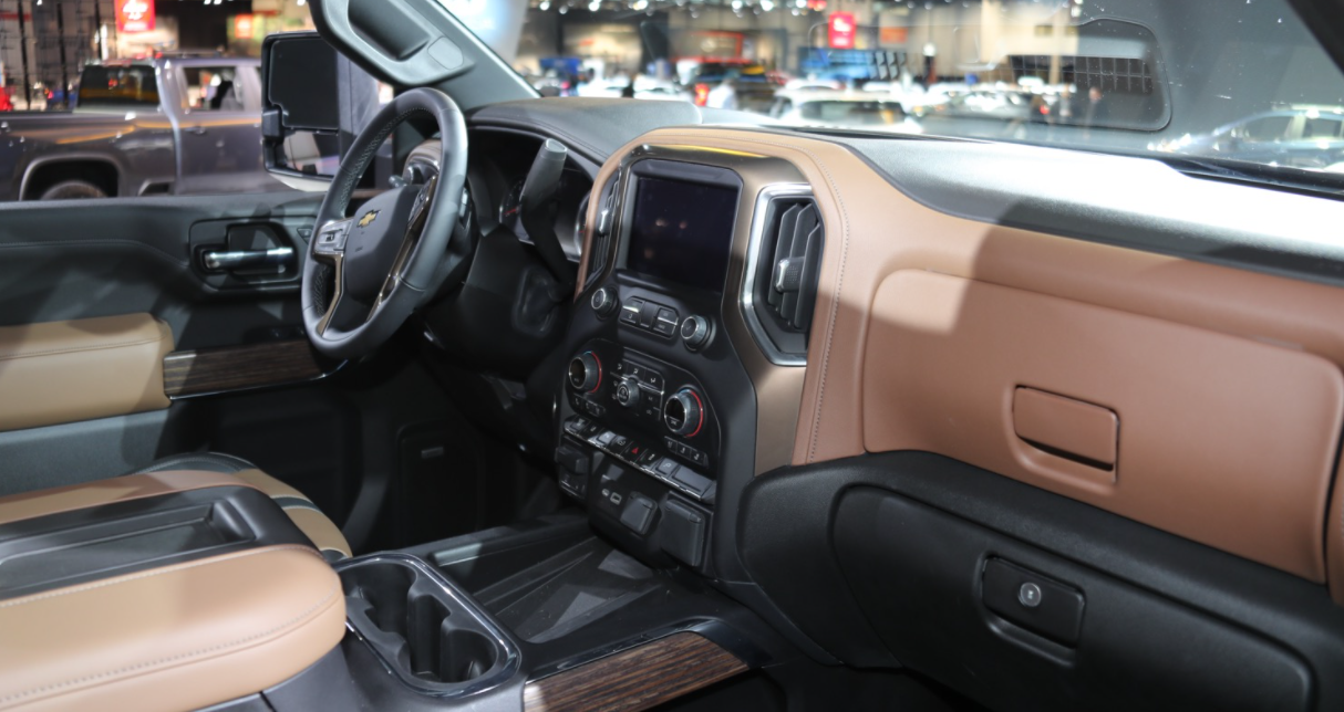 2023 Chevrolet Silverado 2500 HD Interior