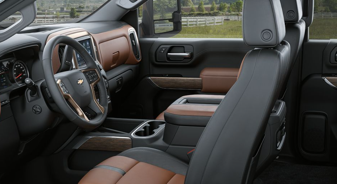 2023 Chevy Avalanche Interior