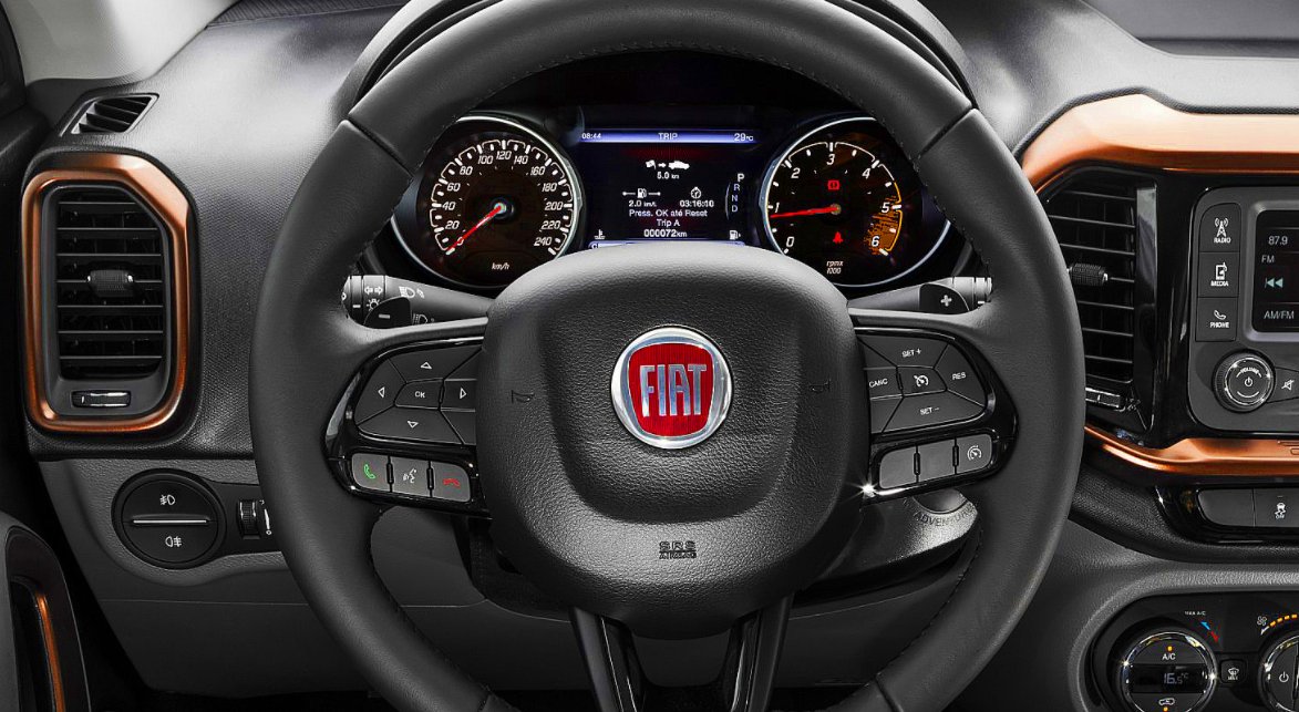 2023 Fiat Toro Interior