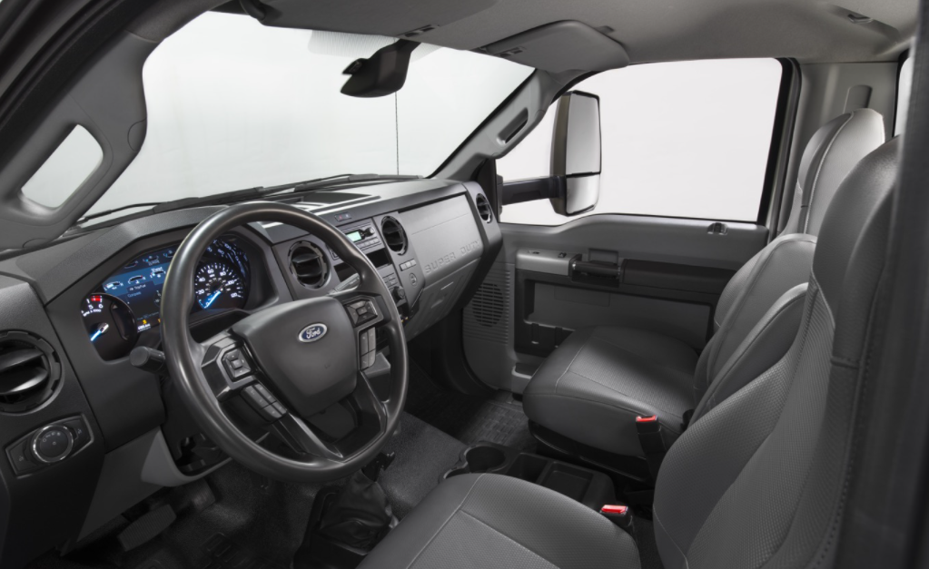 2022 Ford F-750 Interior