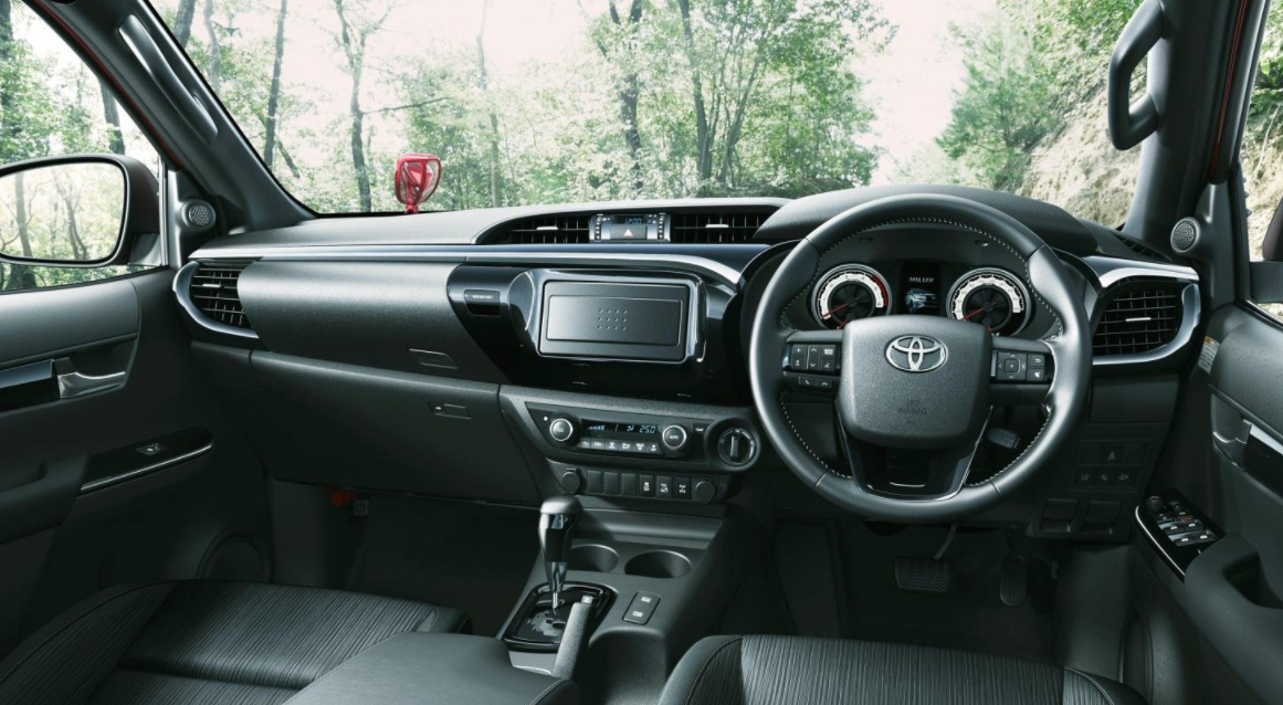 2022 Toyota Hilux Interior
