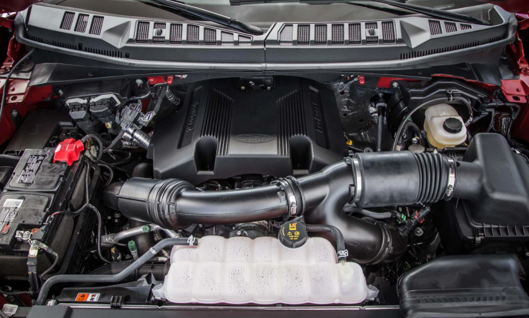 2023 Ford F-150 XLT Engine