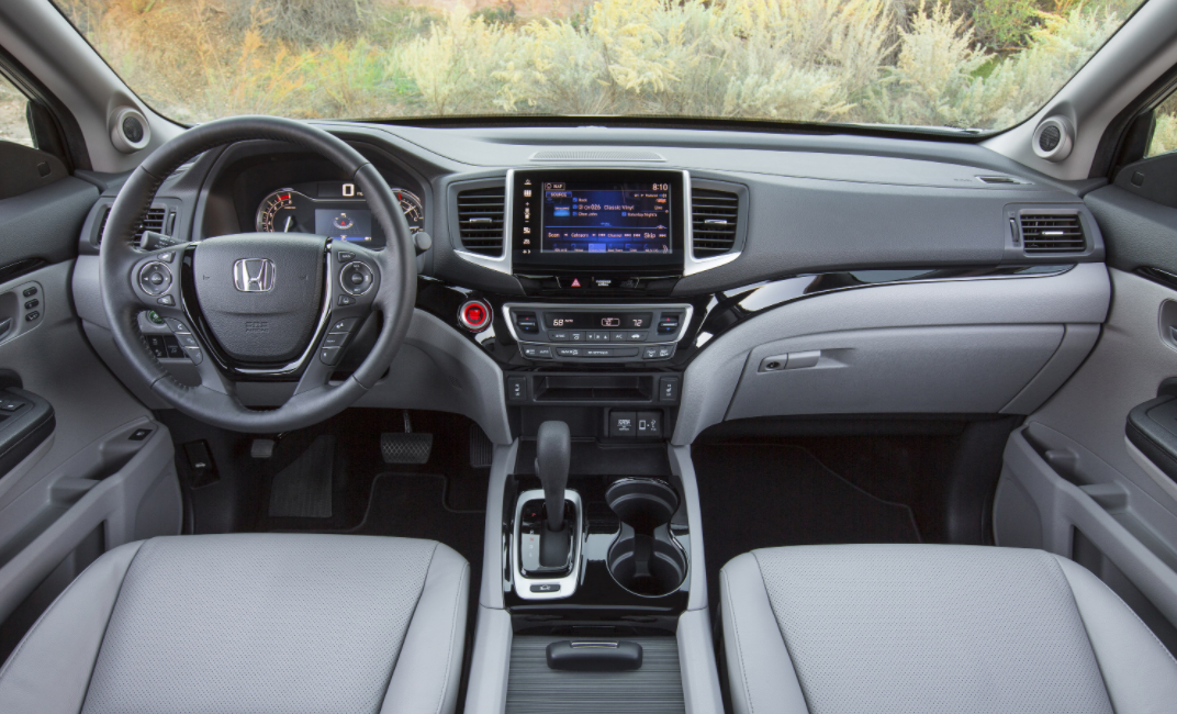 2023 Honda Ridgeline Type R Interior