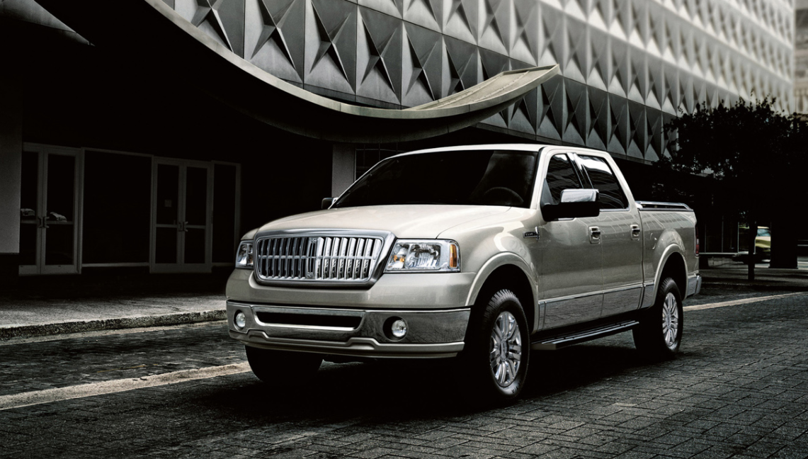 2023 Lincoln Mark LT Exterior