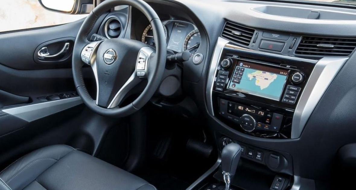 2023 Nissan Navara D22 Interior