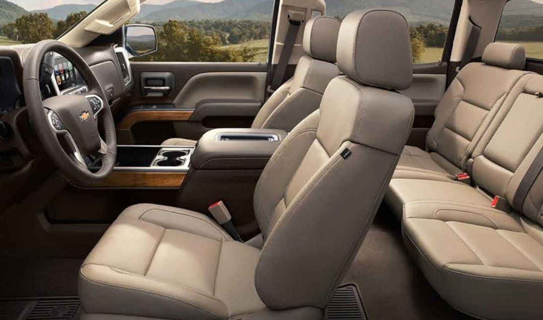 2022 Chevrolet Silverado 3500 HD Interior