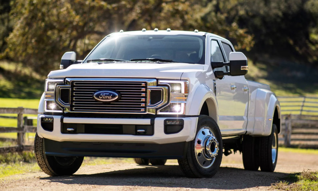 2022 Ford F-450 Exterior