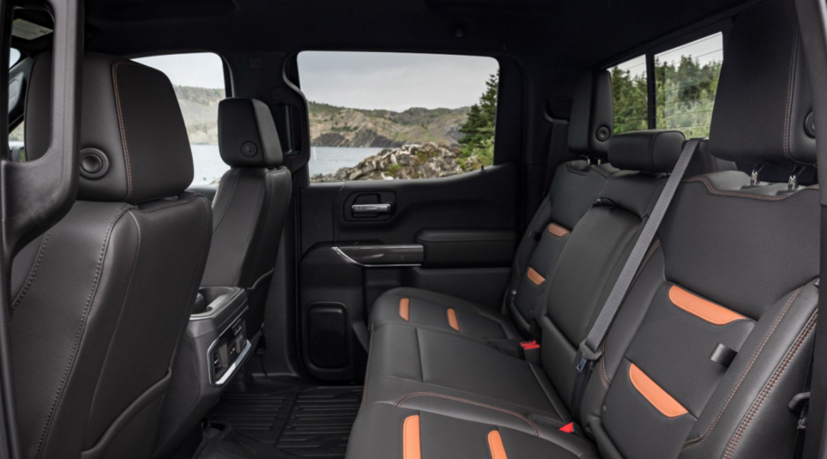 2022 GMC Sierra AT4 Interior