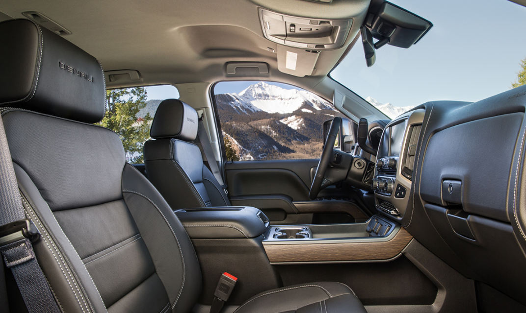 2022 GMC Sierra 3500 Interior