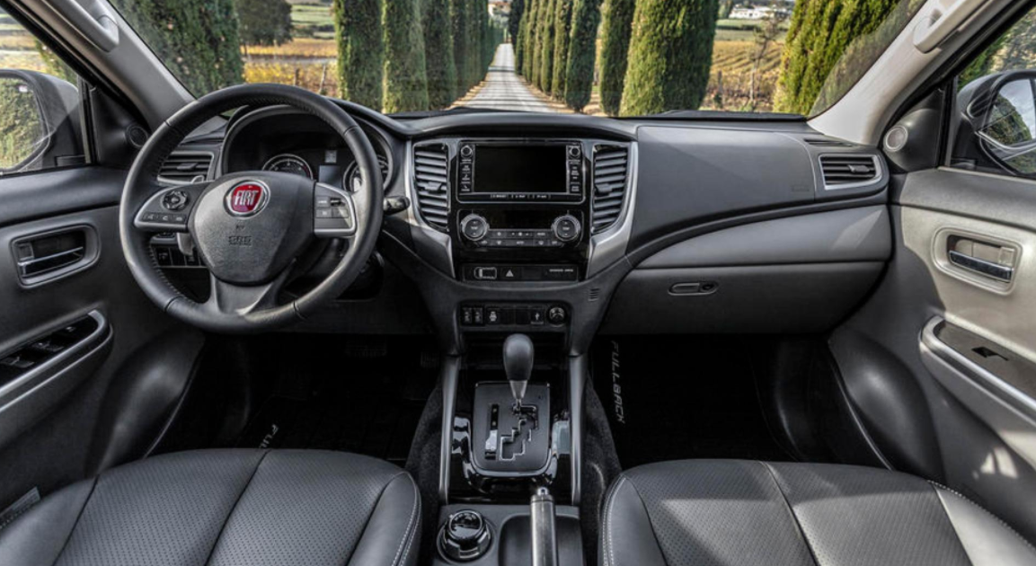 2022 Fiat Fullback Interior