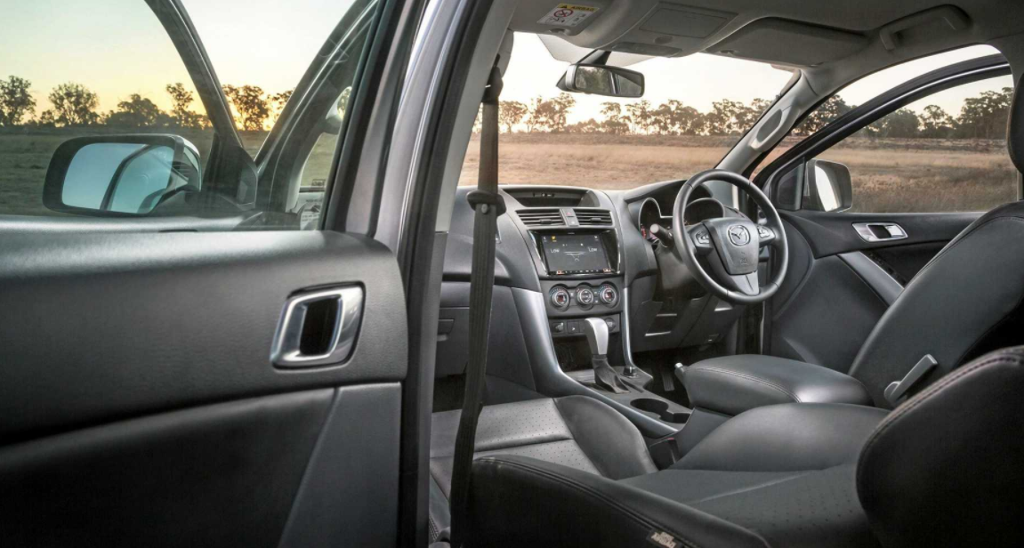 2023 Mazda BT-50 Interior