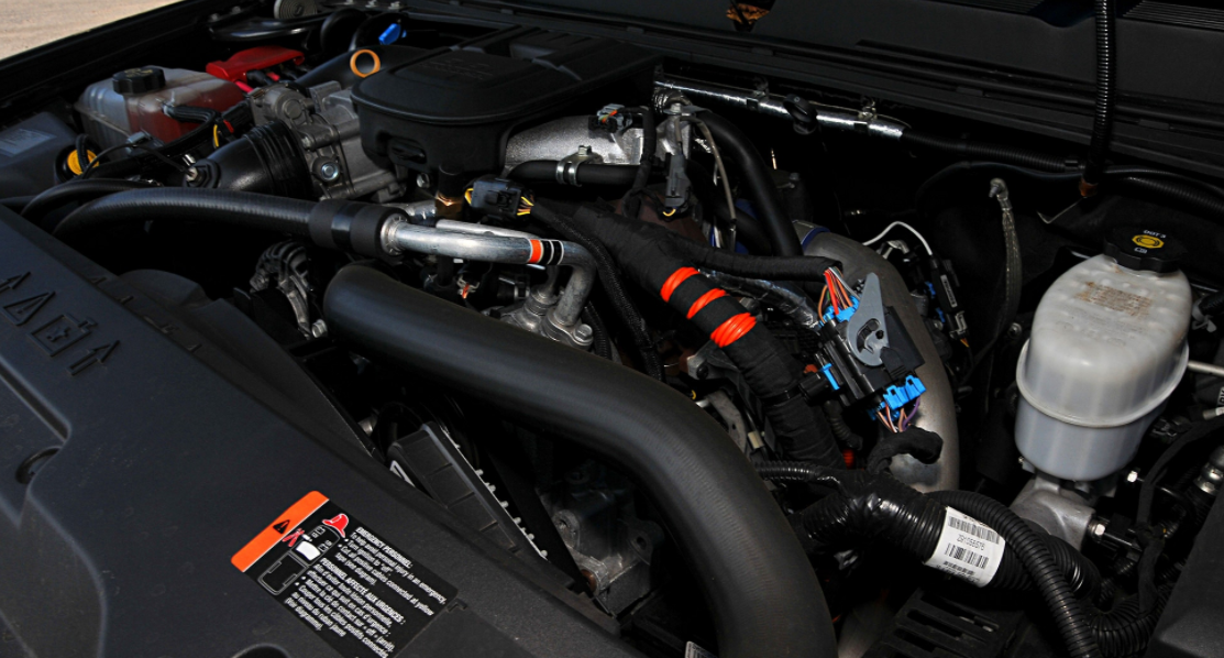 2023 Chevrolet Silverado HD Engine