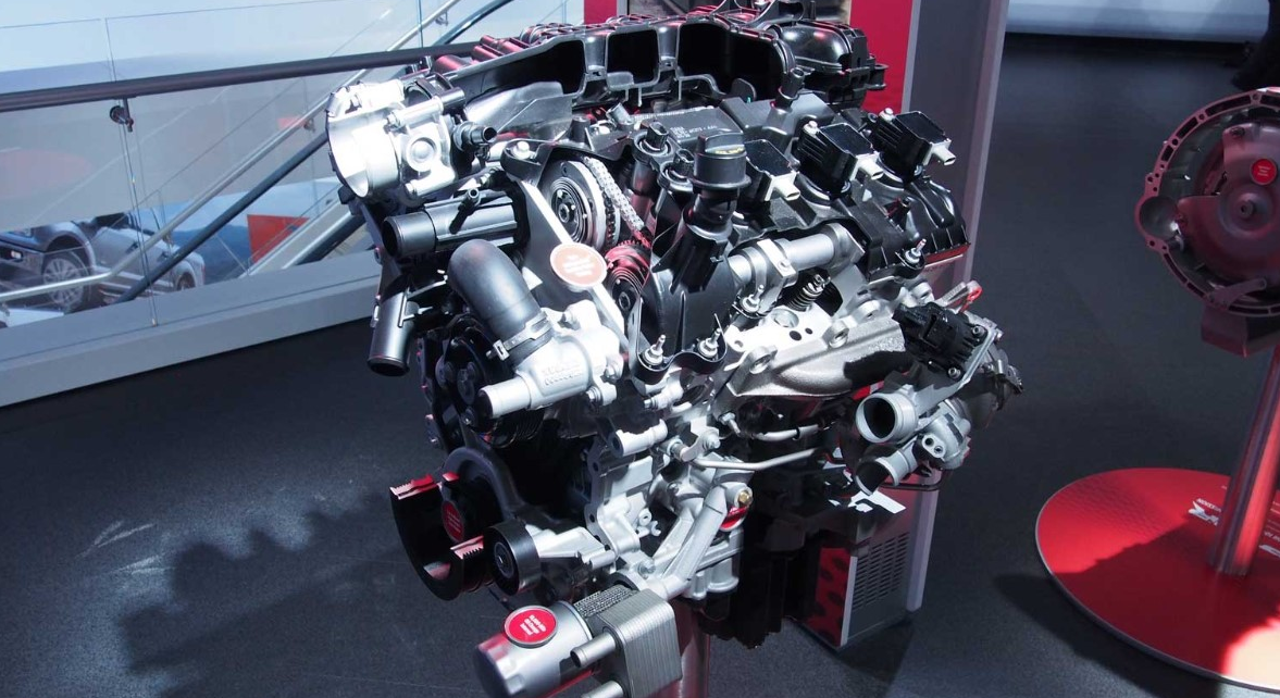 2023 Ford F-150 Raptor Engine