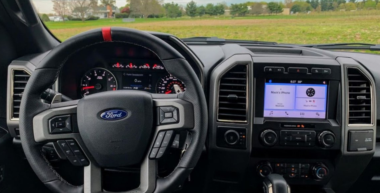 2023 Ford F-150 Raptor Interior