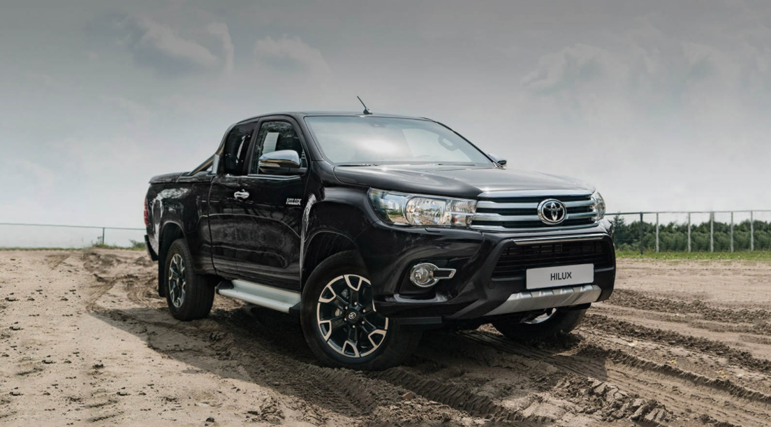 2023-Toyota-Hilux-Exterior-1