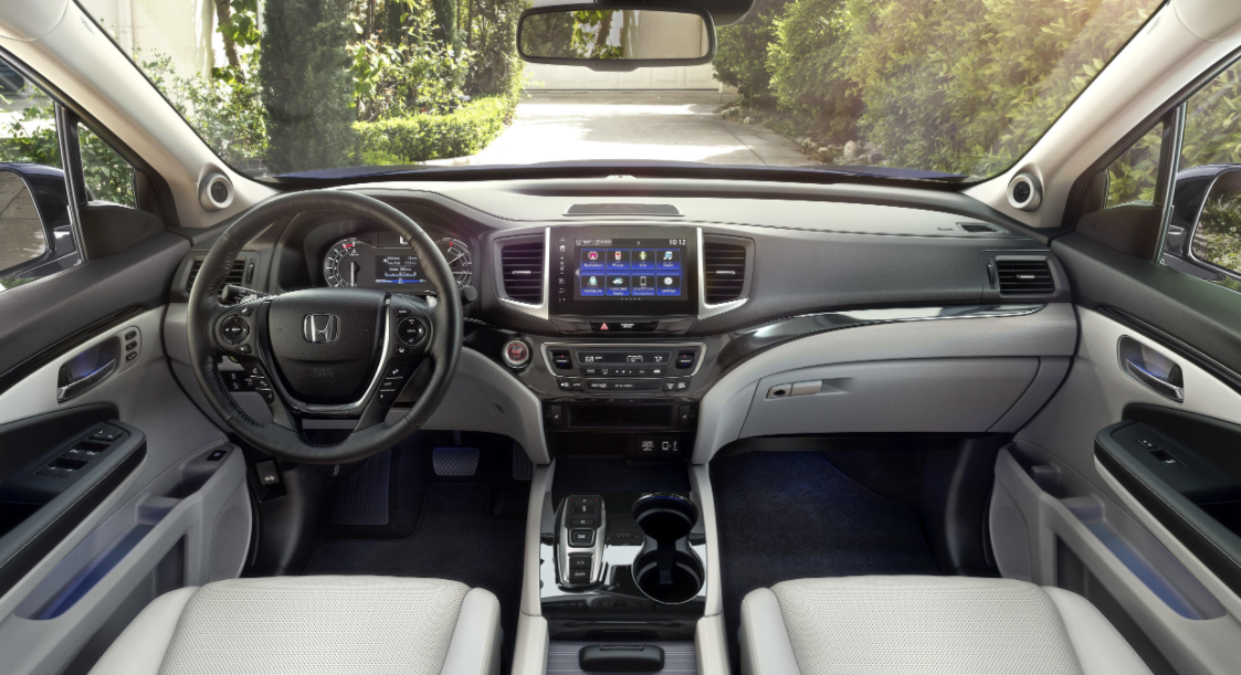 2023 Honda Ridgeline Interior