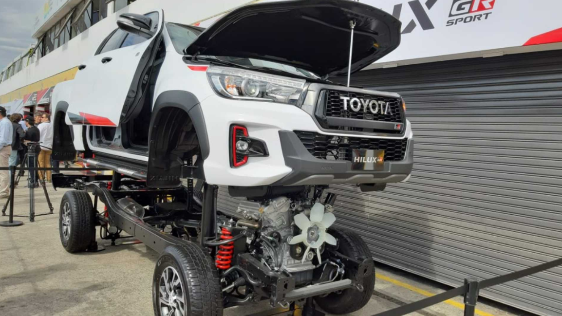 2023 Toyota Hilux GR Sport Engine