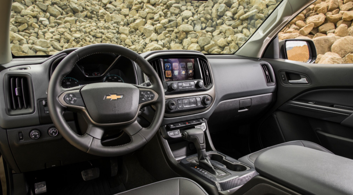 2023 Chevy Colorado ZR2 Interior