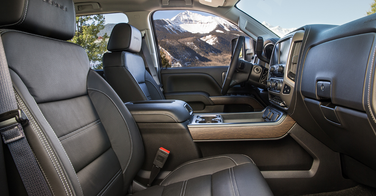 2023 GMC Sierra 2500HD Interior