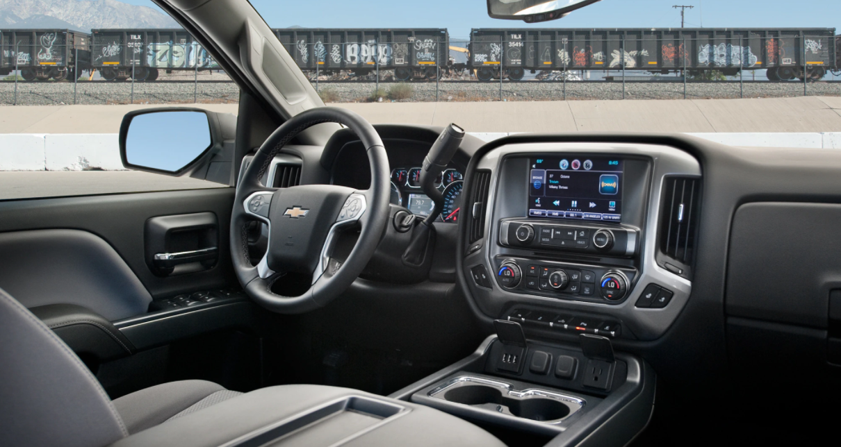 2023 Chevy S10 Interior
