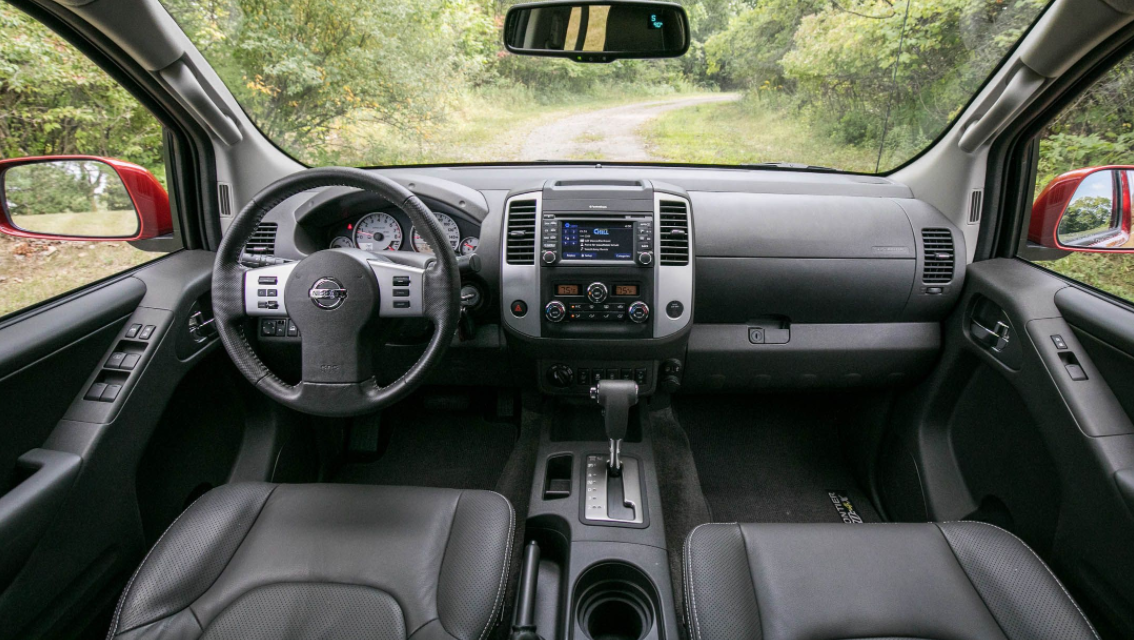 2023 Nissan Frontier Interior