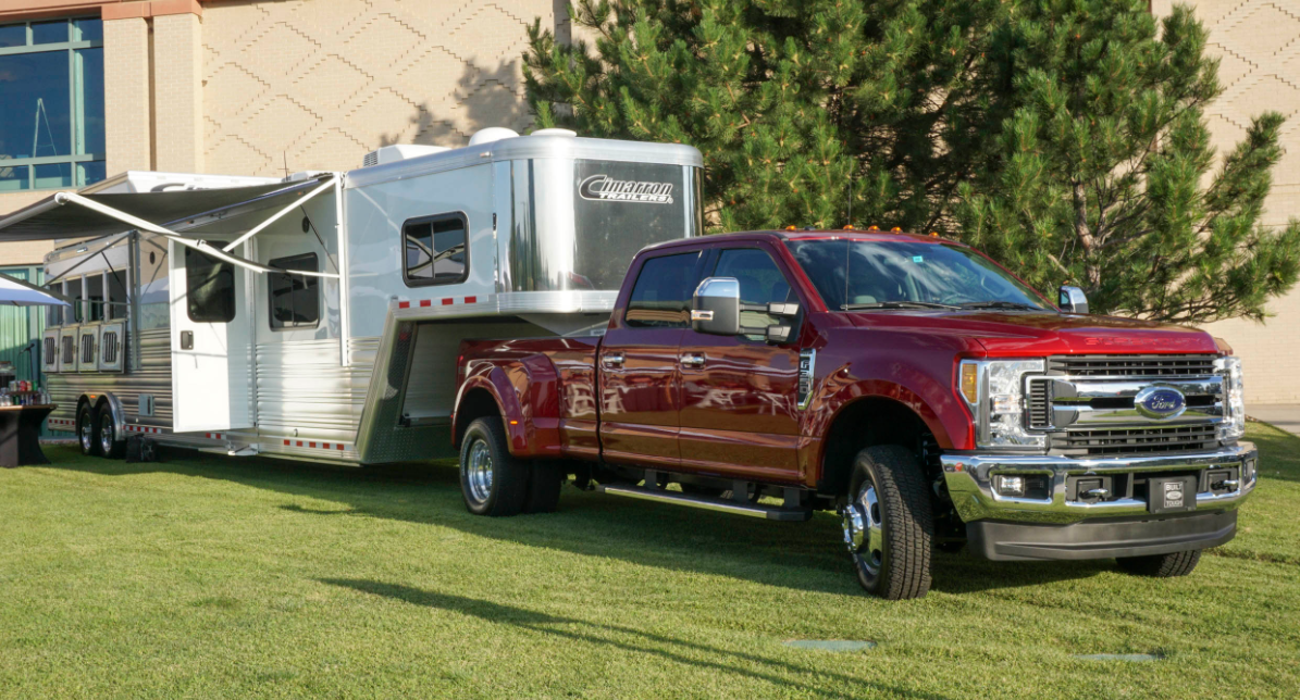 2023 Ford F-450 Platinum Exterior