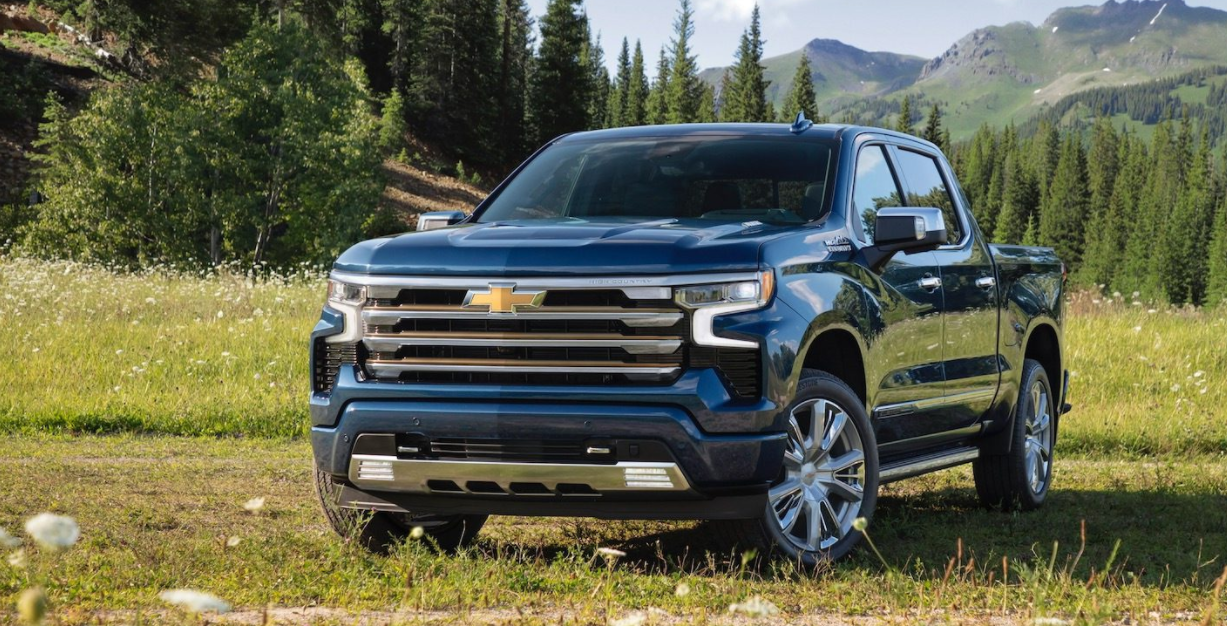 2023 Chevrolet Silverado HD Exterior