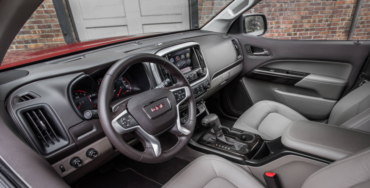 2023 GMC Canyon Denali Interior