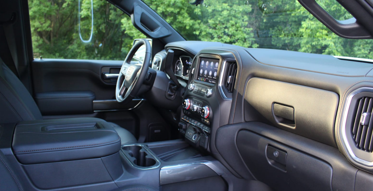 2023 GMC Sierra Denali Interior