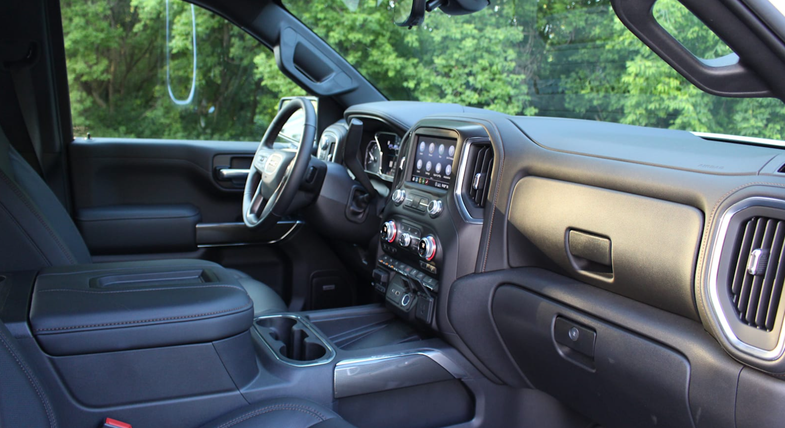 2024 GMC Sierra 1500 Interior