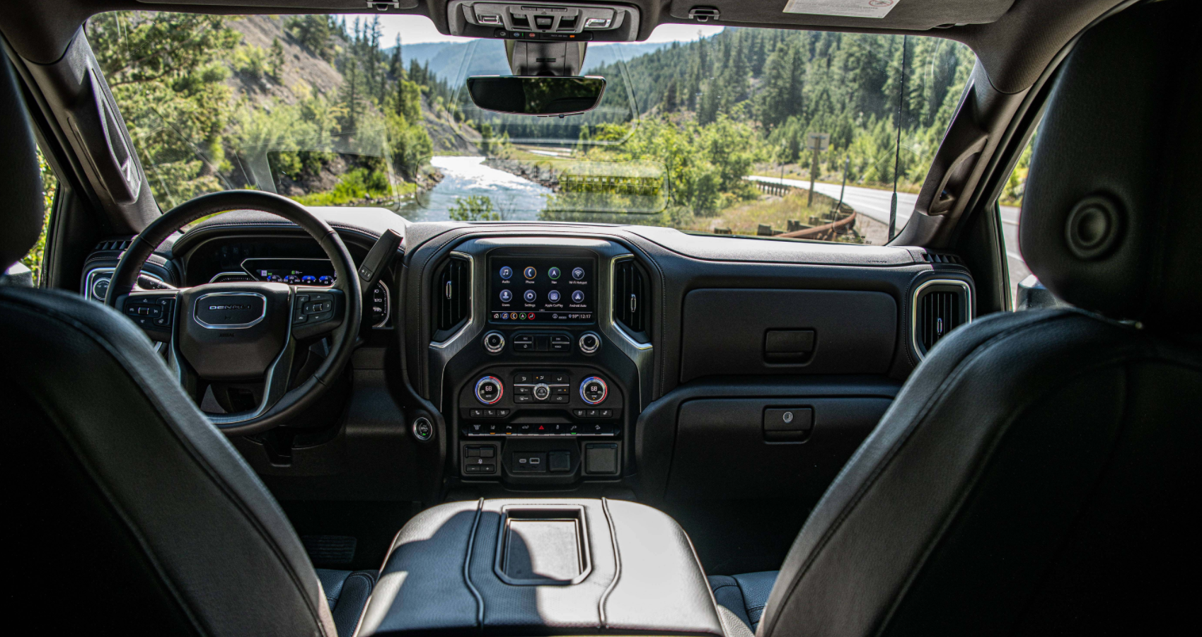 2024 GMC Sierra HD Interior