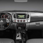2024 Mitsubishi L200 Interior